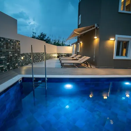 Βίλα Thomas - Private Pool - Sleeps 7