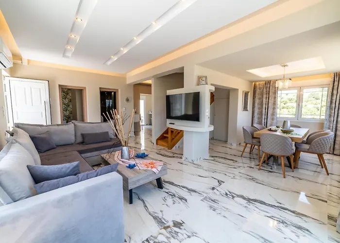 Thomas - Private Pool - Sleeps 7 فيلة