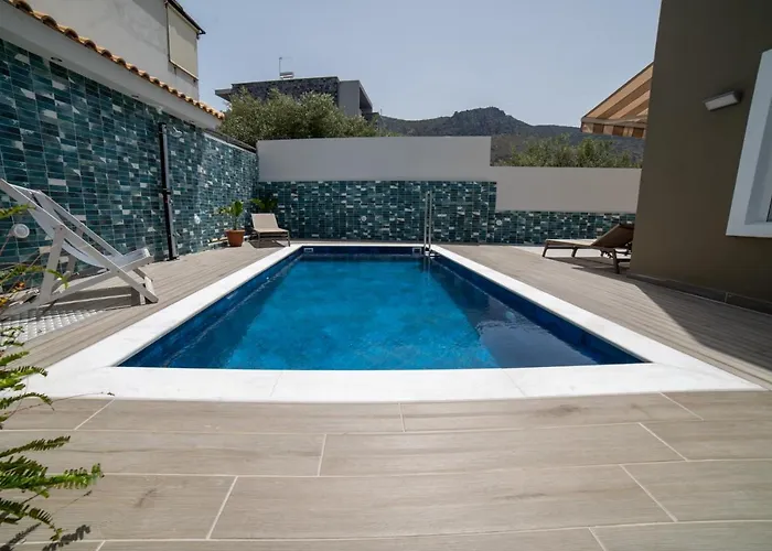 فيلة Thomas - Private Pool - Sleeps 7 خيرسونِسوس