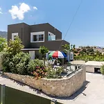 Thomas - Private Pool - Sleeps 7 Βίλα *