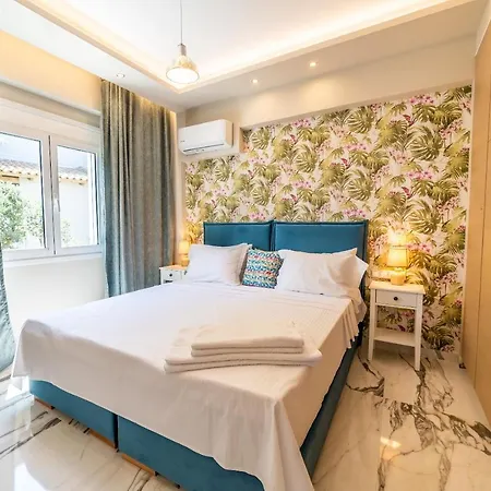 Thomas - Private Pool - Sleeps 7 Villa *