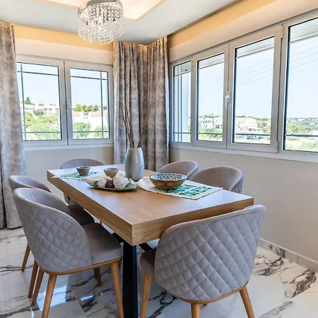 Thomas - Private Pool - Sleeps 7 Hersonissos (Crete)