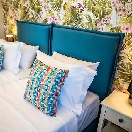 Thomas - Private Pool - Sleeps 7 Villa Hersónissos