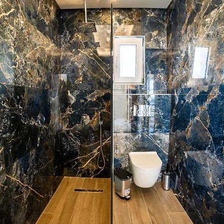 Thomas - Private Pool - Sleeps 7 Villa Hersónissos