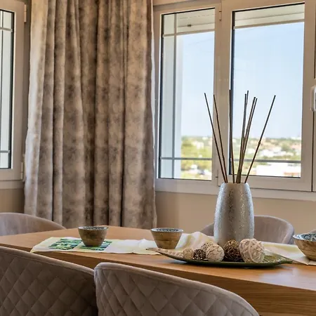 Thomas - Private Pool - Sleeps 7