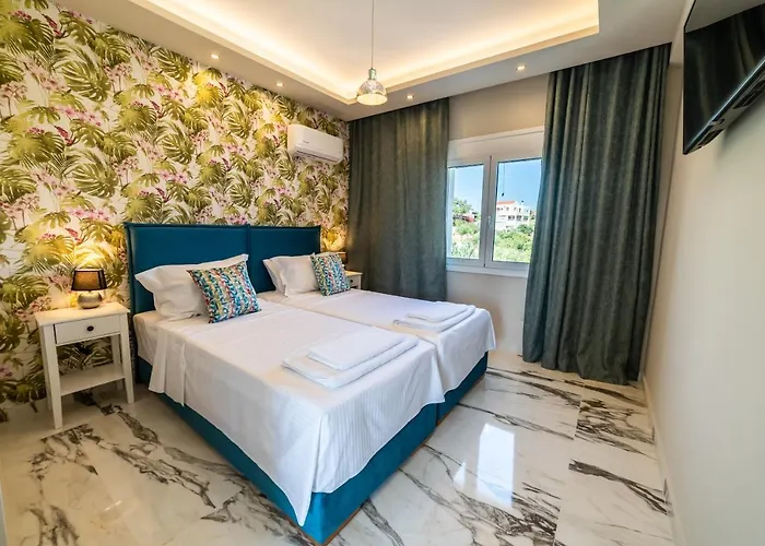 Thomas - Private Pool - Sleeps 7 Вілла *