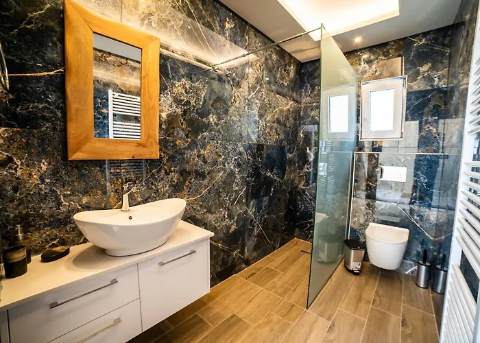 Thomas - Private Pool - Sleeps 7 Херсонісос